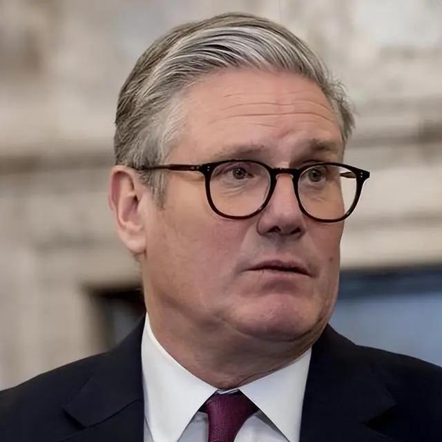 一份五角大楼内部涉密备忘录被对外曝光，直接把英美双边关系推到了舆论风口。这份文件