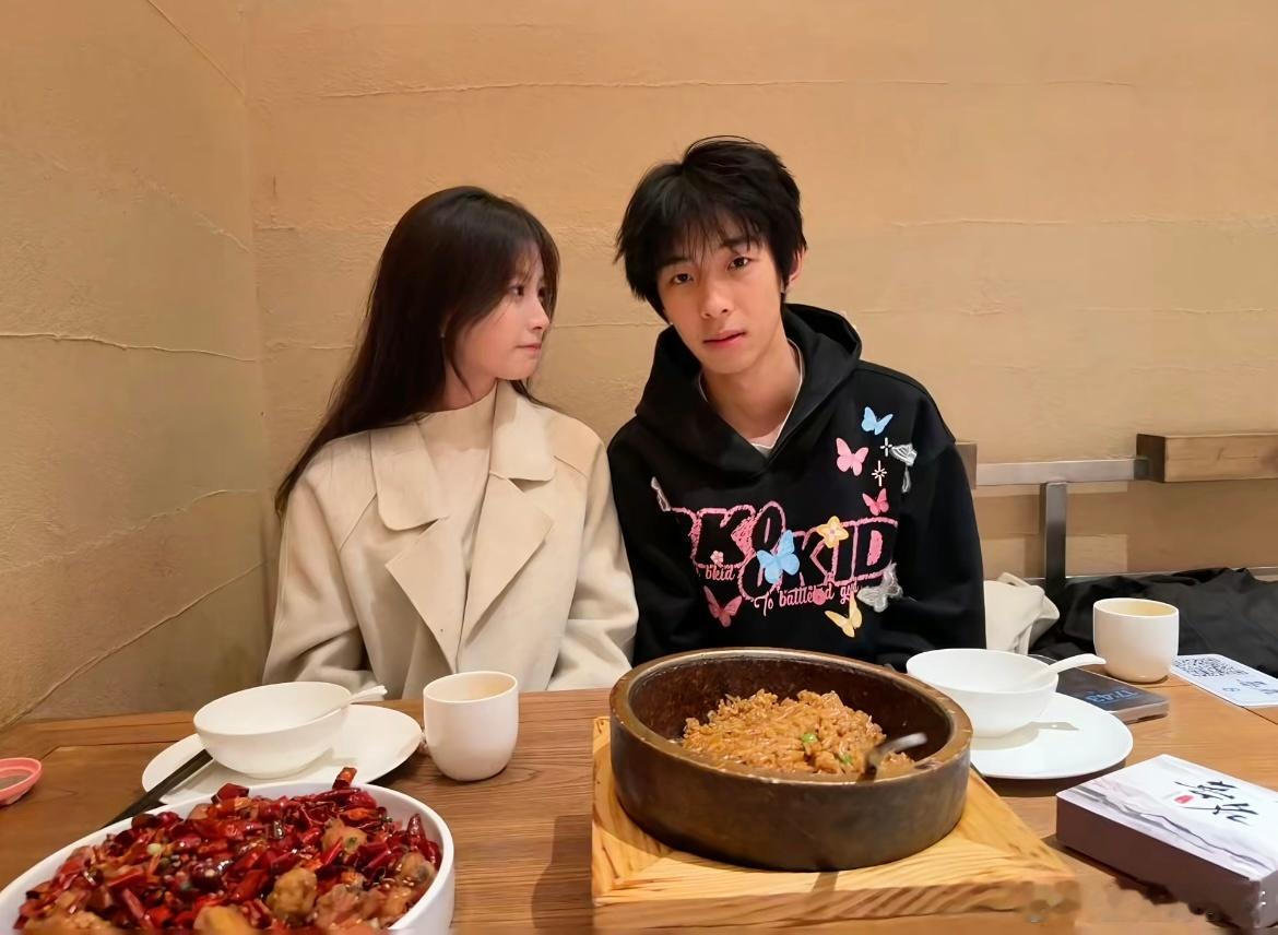 满眼都是我的女孩也是让我遇到了 