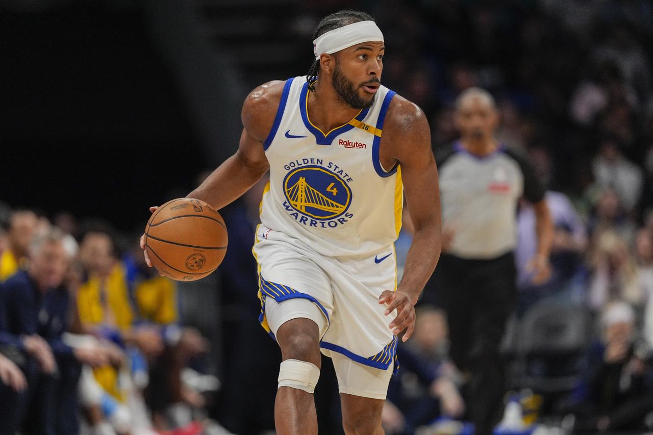 勇士这下彻底完了！
好不容易穆迪复出，还希望最后一点比赛练一下他，但是万万没有想