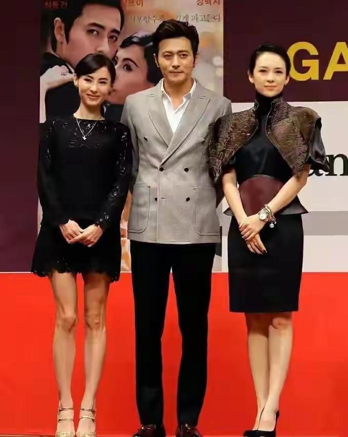 章子怡和张柏芝两位大美女，C位这位帅哥是谁？