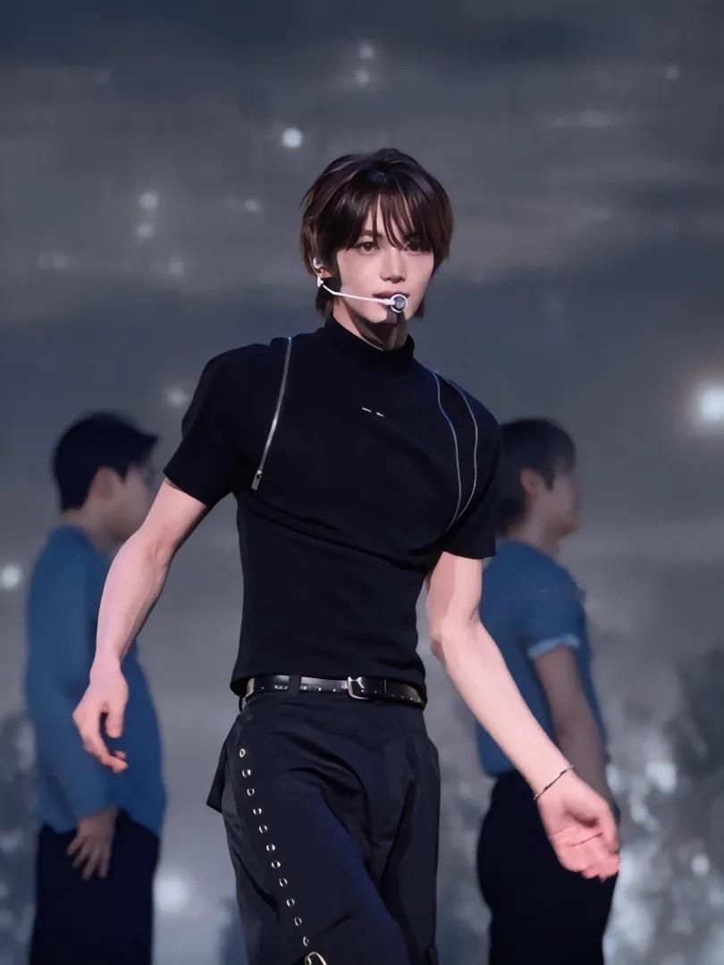 韩振  天使脸蛋 魔鬼身材