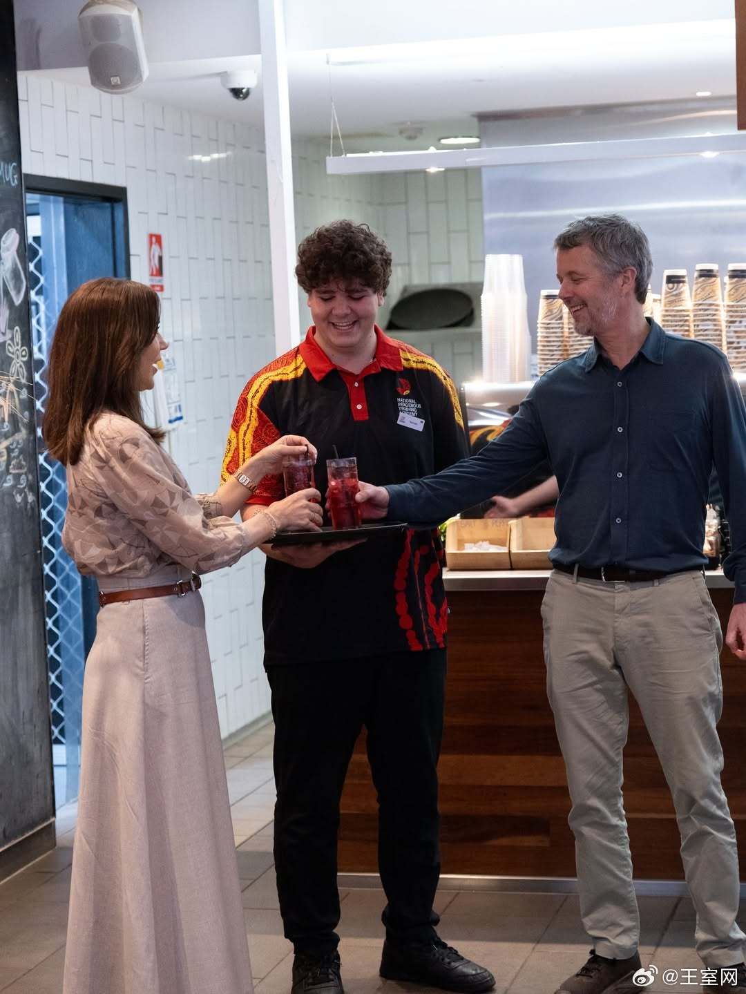 丹麦王室 🇩🇰🇦🇺3月14日，弗雷德里克国王和玛丽王后访问澳大利亚北领地