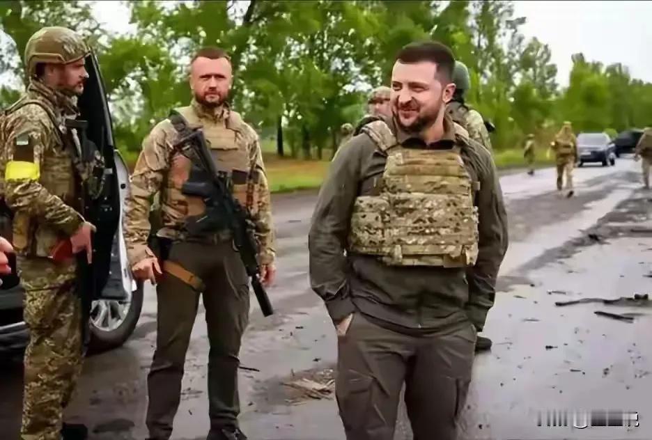 这个时候，这个地点，泽连斯基总统如果遇到俄罗斯总统普京，他们会握手吗？！