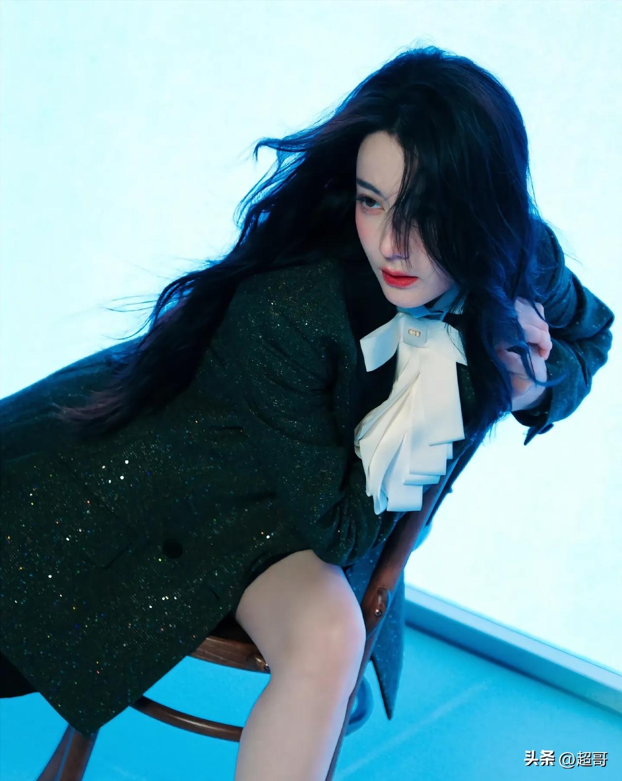 全网牵挂！迪丽热巴滞留迪拜，平安回国报平安
此前因航班问题，迪丽热巴滞留迪拜，错