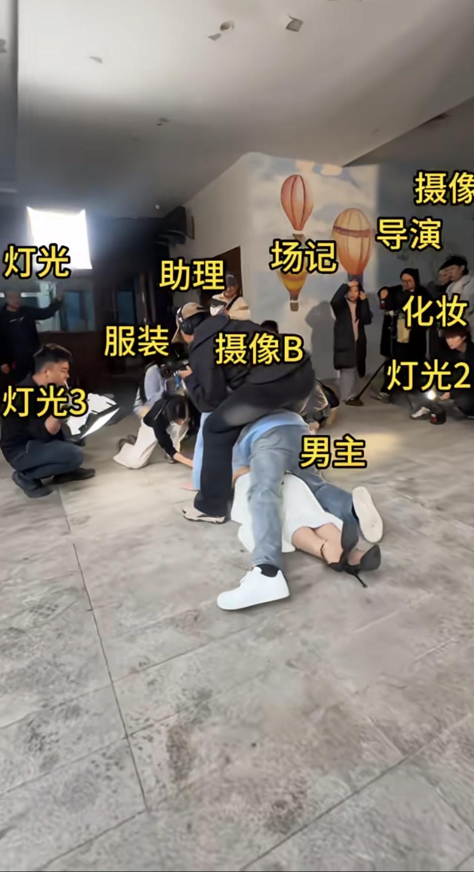 幕后花絮：拍摄现场的欢乐时光🎥🎬