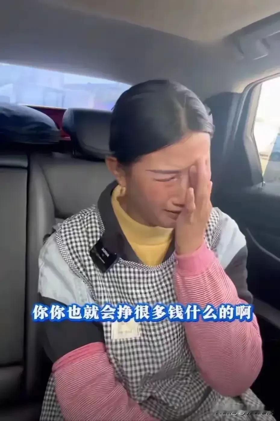 烤牌姑娘的“订婚不代表结婚论”虽然毁三观，但其实认同并且一直在实践这种做法的女生