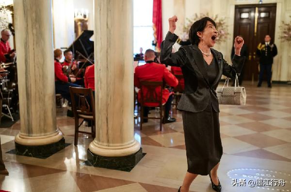 高志凯：我真没想到这辈子能见到如此谄媚的人。就在不久前，日本首相高市早苗刚刚结束