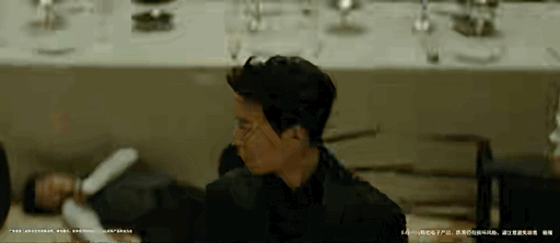 请阿如那把那身特工衣服焊在身上球球了！ 谁还没看过阿如那演正派  虽然第一次看阿