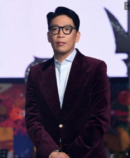 MC梦被指控涉嫌非法用药MC梦涉嫌非法用药 据韩媒，警方正在对mc梦展开调查，指