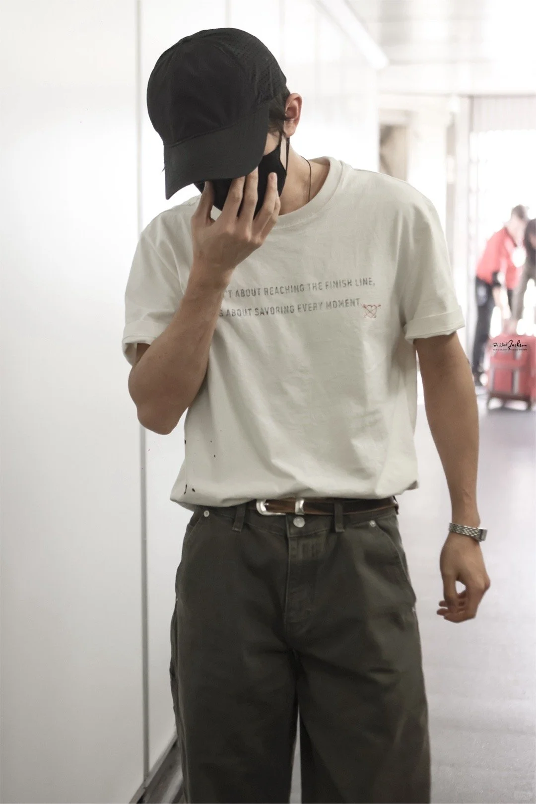 这小皮带真是恰到好处啊 哥哥好身段🥵