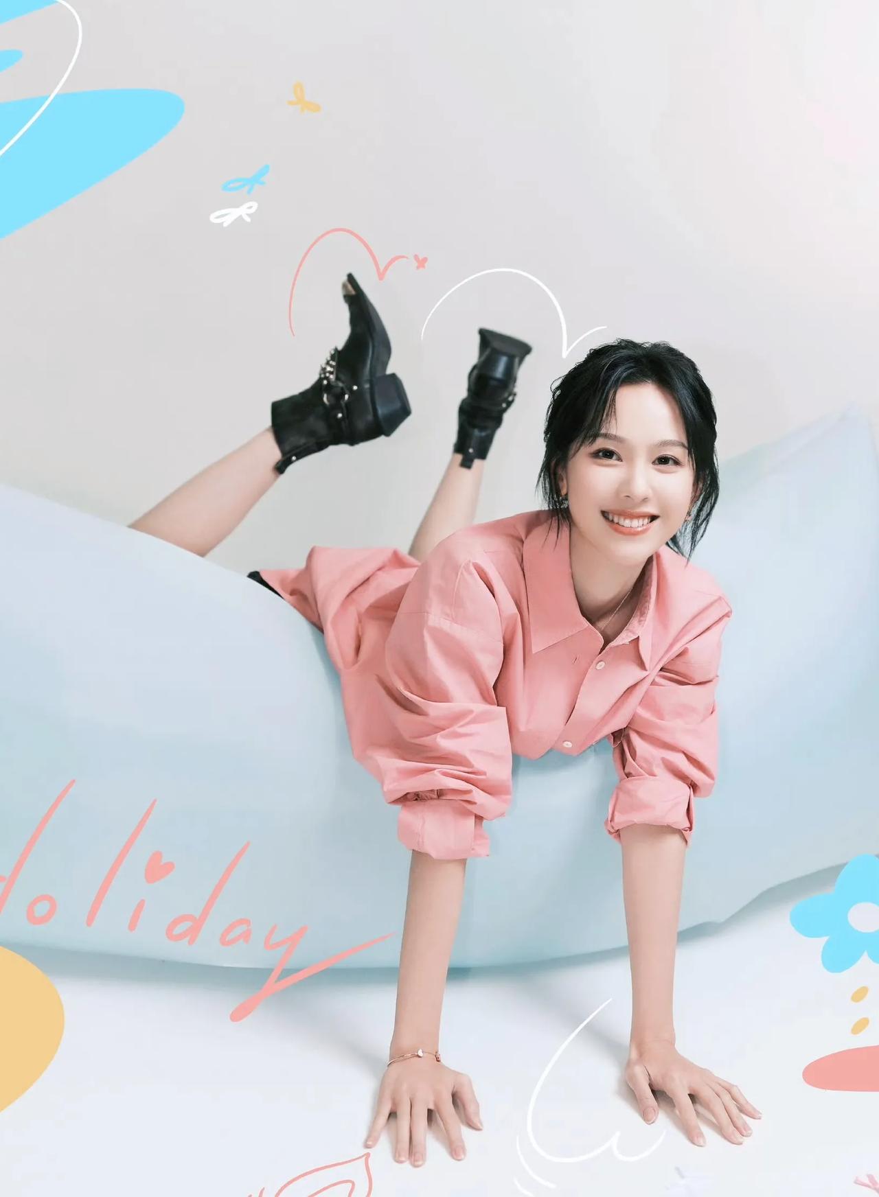 @陈都灵 最新