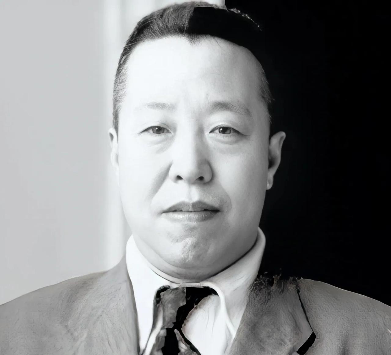 1958年8月23日，“国防部长”俞大维到金门视察，与“金门防卫司令部总司令”胡