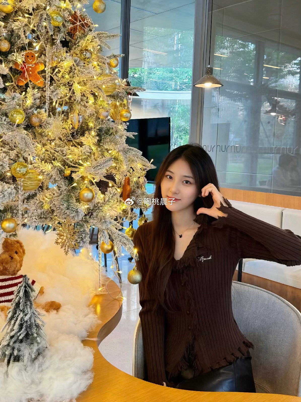 提前过圣诞咯🎄氛围感拿捏！！#女大学生##生活碎片##深圳·怎生书(云之园店)
