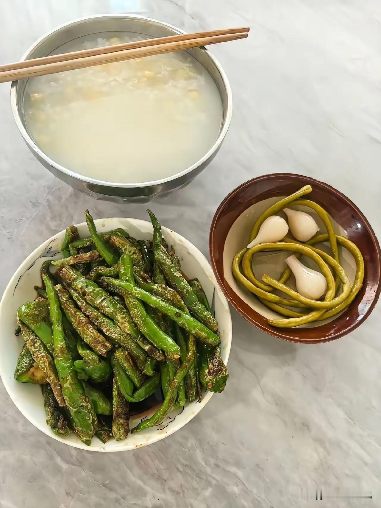 这样吃，我的肠胃真的受不了[捂脸]