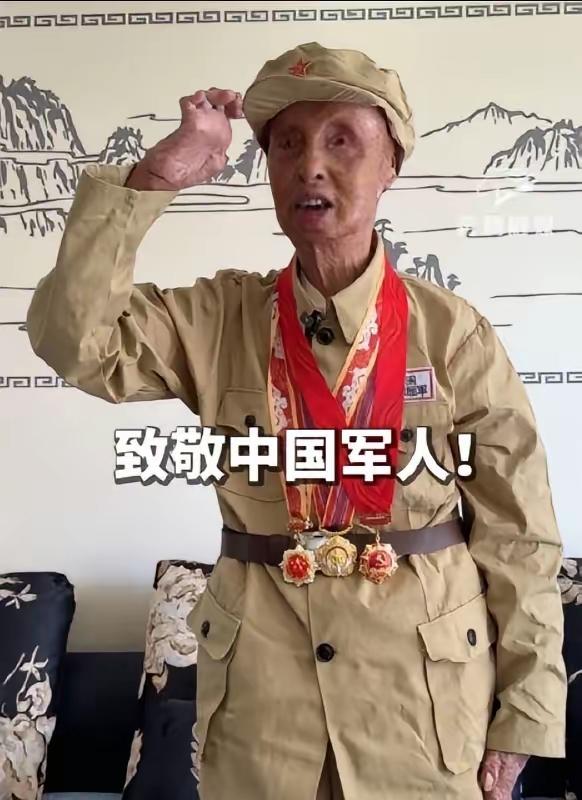 13岁扛枪，18岁跨过鸭绿江，他打了上百仗没掉过一滴泪。1953年金城战役第四天
