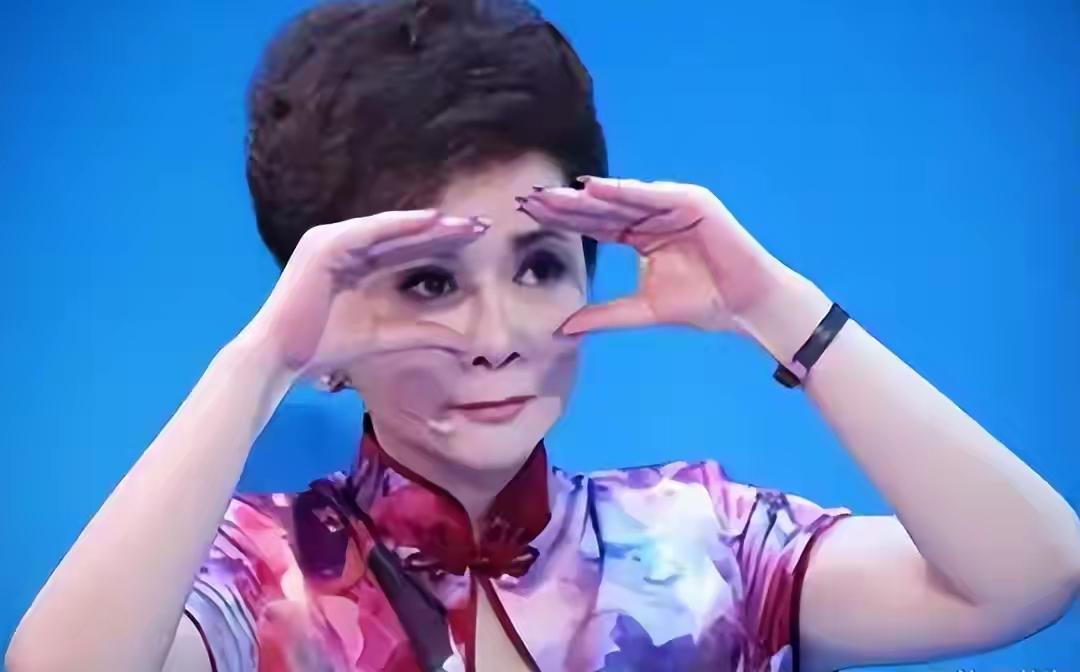 盼望着，盼望着，春晚越来越近了。随着春晚不断彩排，很多老艺人，也赶赴春晚彩排现场