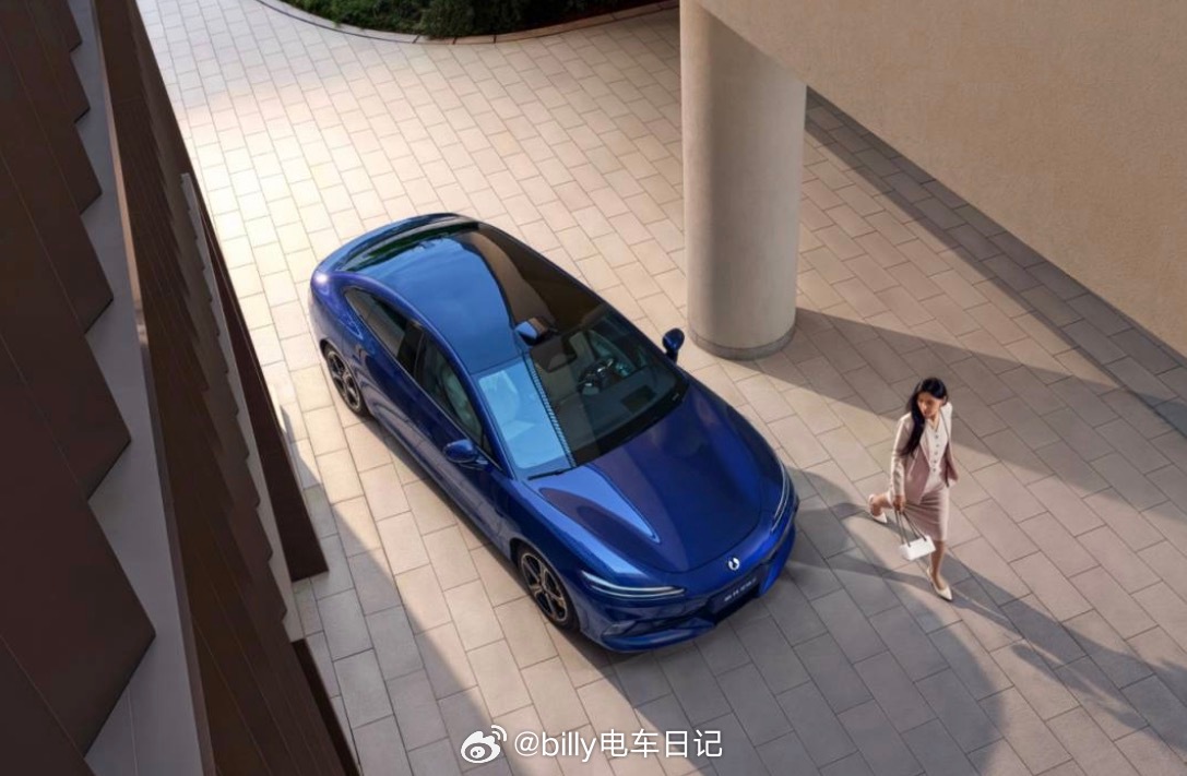 腾势Z9S正式上市！以科技解锁新豪华！定位准D级轿跑，主打长续航、超闪充与强悍驾