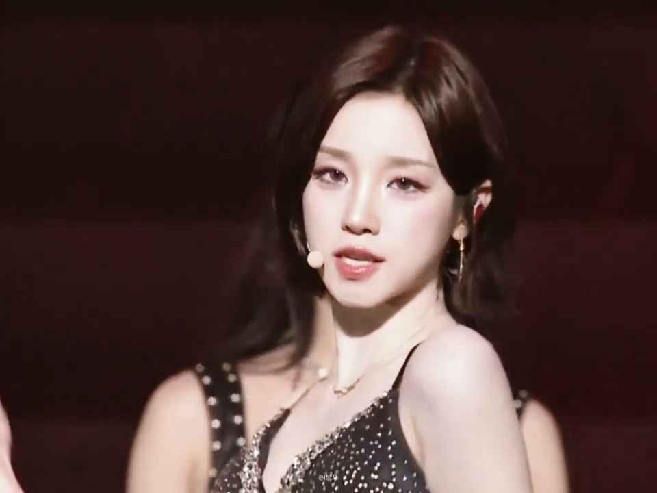 好牛的表情管理…美人嗔怒©️yqlovevuuu23 