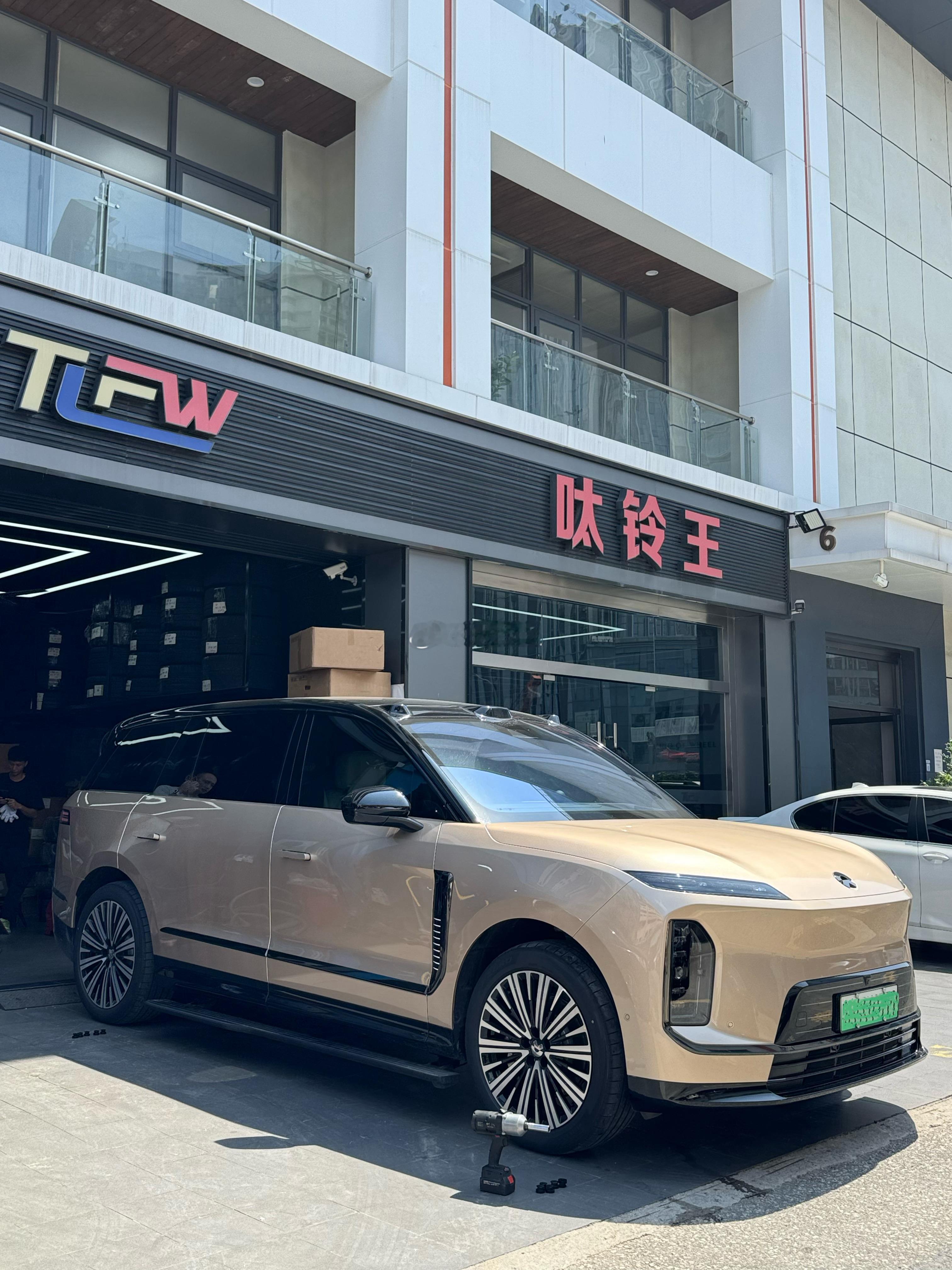 蔚来ES9 继续开工！ 