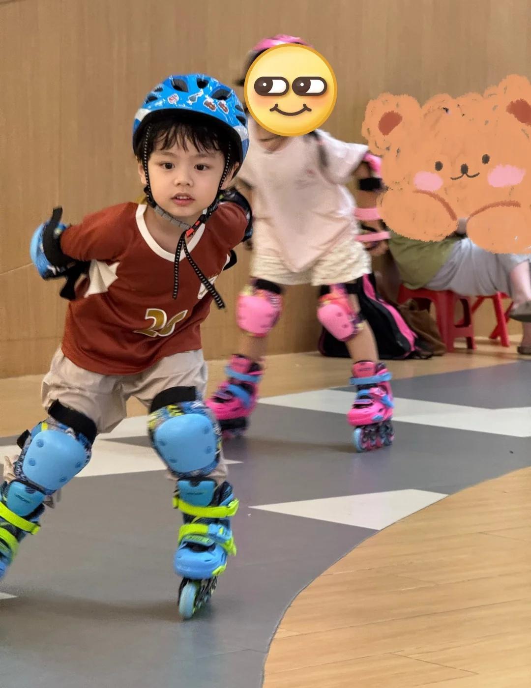 花开锦绣开播了 我们也长大了
ee们还记得小满吗哈哈哈哈
之前在各位ee的鼓励下