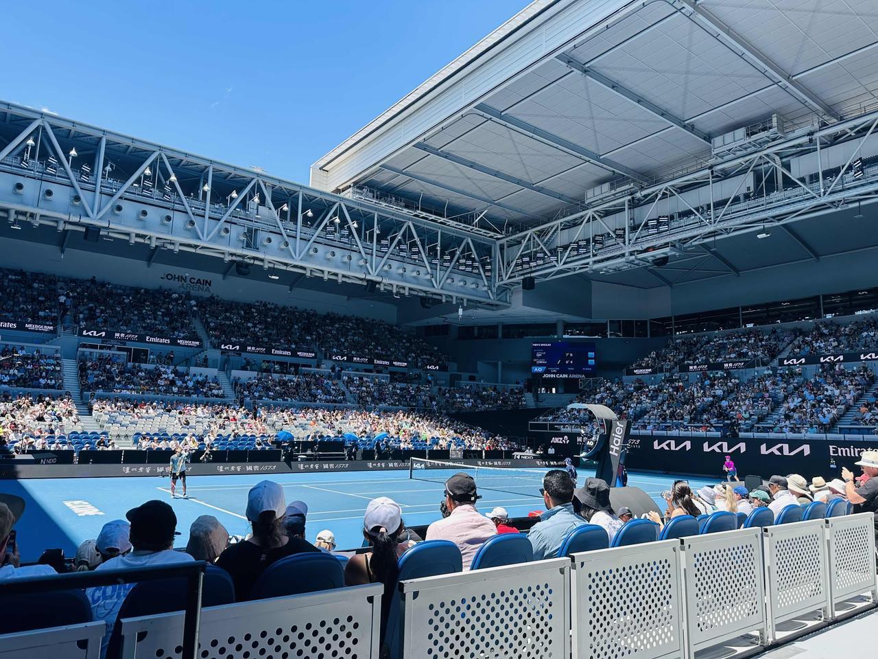 day one 

科博利0-3 输百大 肠胃不适🤒

围观穆塞蒂和加林训练 