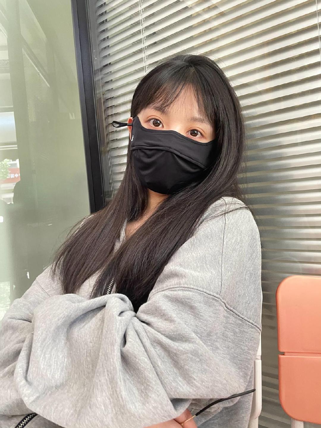 瞳孔和心跳的距离在与你对视时清零