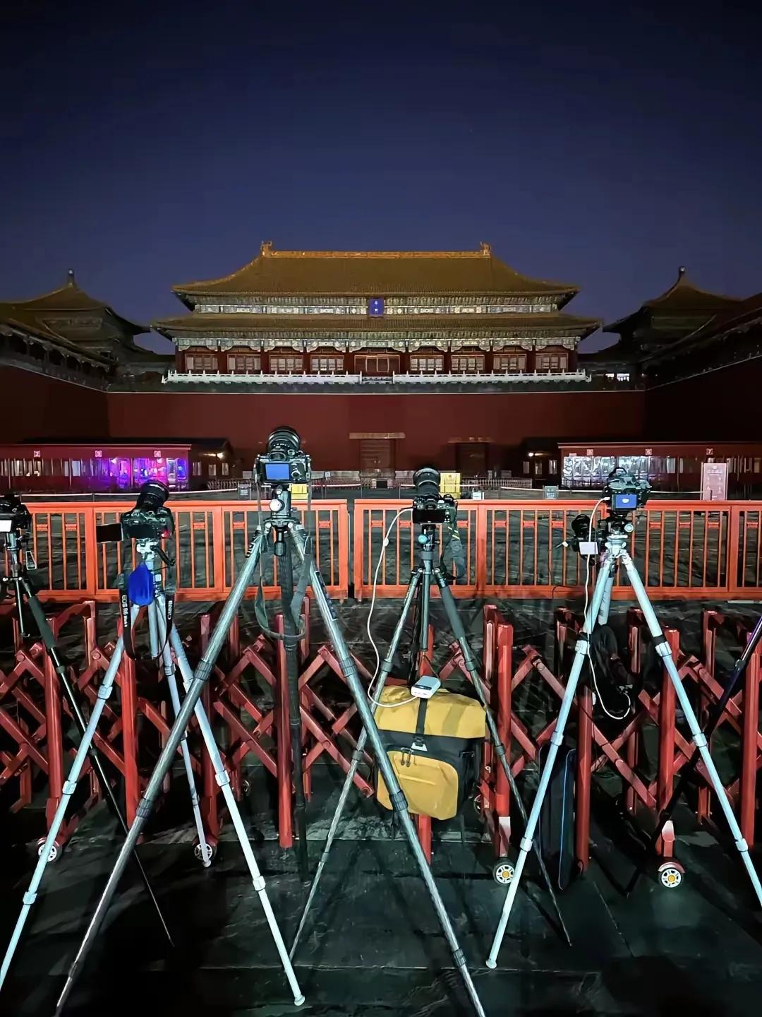 什么是真正的高冷，还是最高级的高冷？这就是。
简直高不可攀。