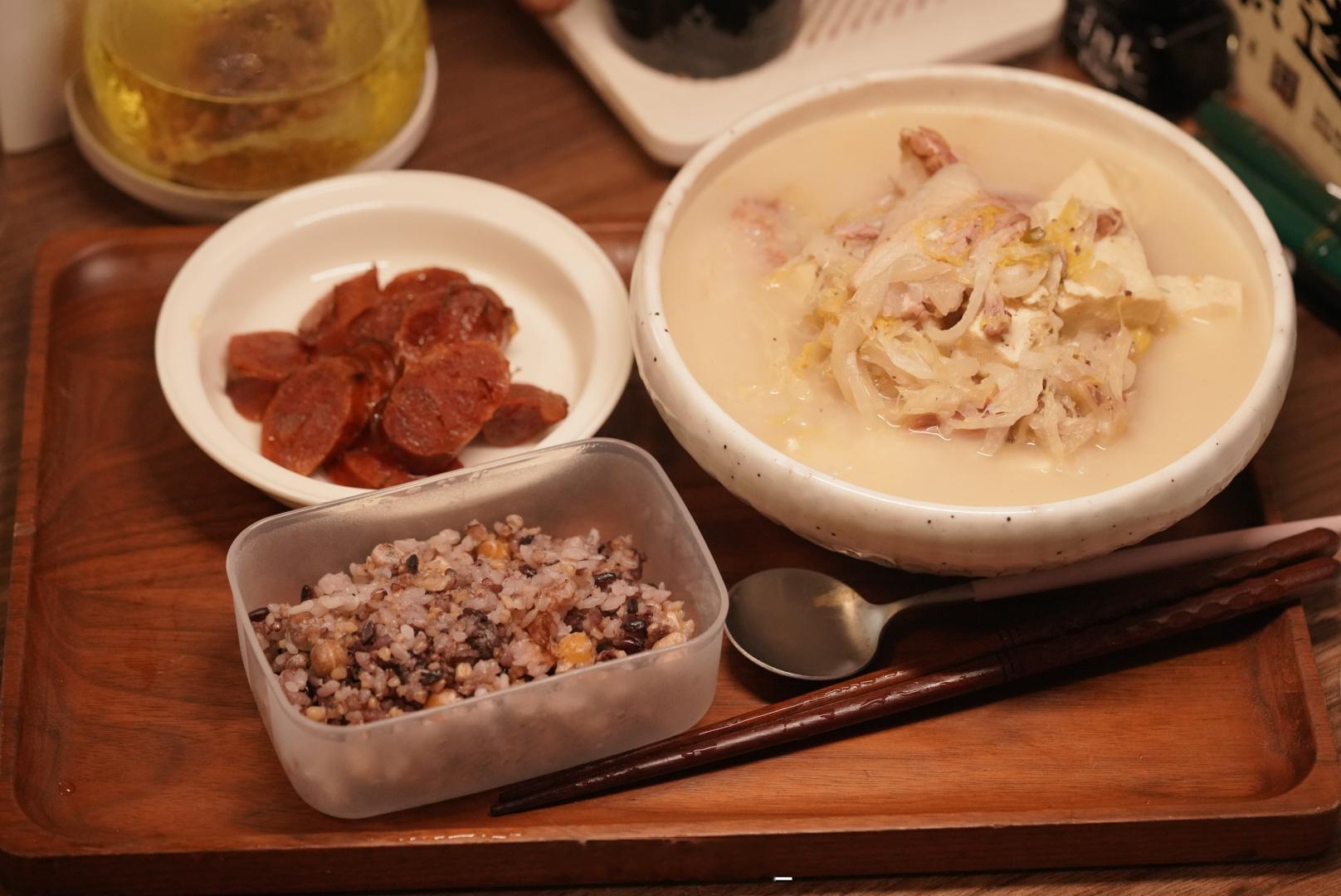 好冷啊…快点来暖气吧[裂开] ​​​