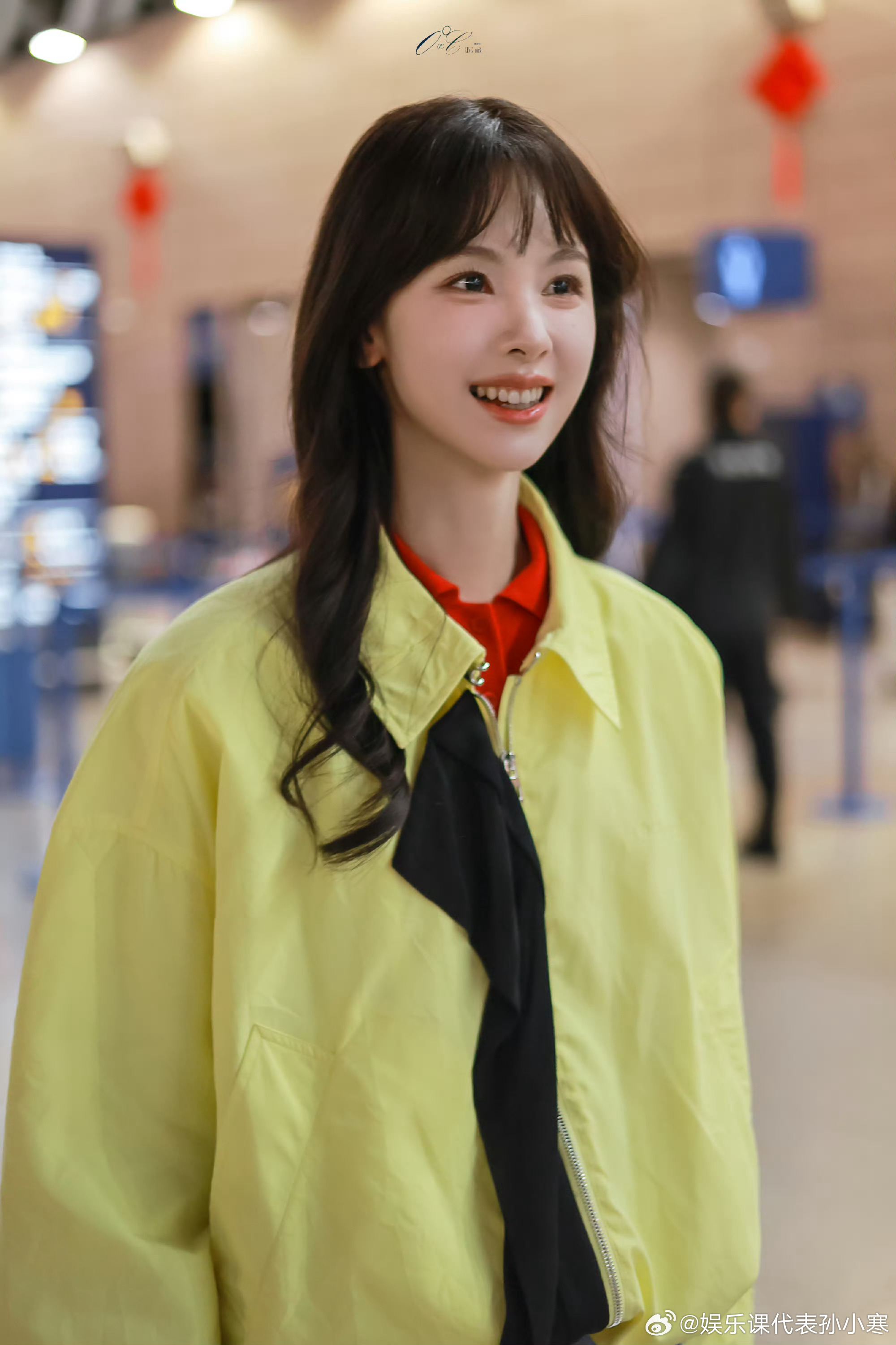 陈都灵巴黎时装周状态陈都灵到达巴黎噜 这个状态好的没得说期待这个罗意威女郎闪耀巴