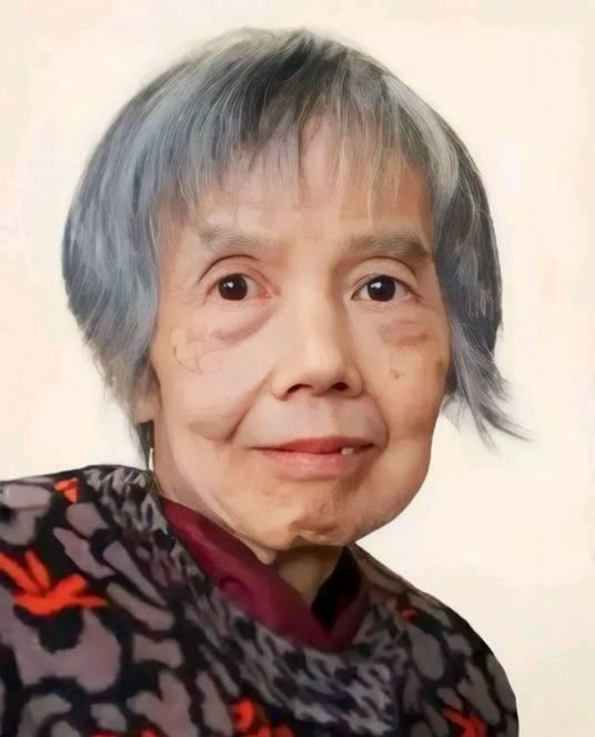 1984年， 黄令仪 收到通知：停止 集成电路 和芯片的研发，她冲进办公室大喊：