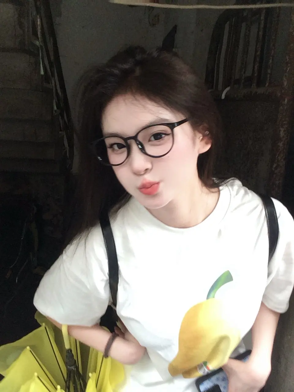 答对问题亲一下这就是我的奖励