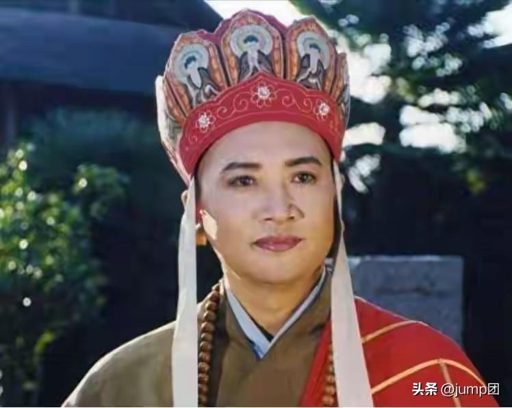 唐僧是被如来害死的。不是一次，是十次。

流沙河底下那九个骷髅头，全是他的。前九