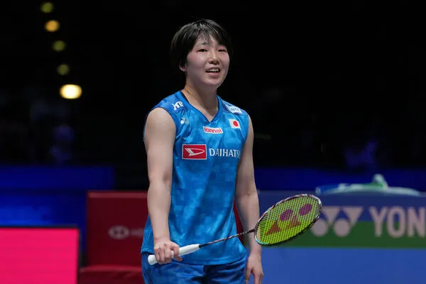 2026年羽毛球世锦赛 山口茜21-12, 21-17赢下李美妙晋级女单决赛，取