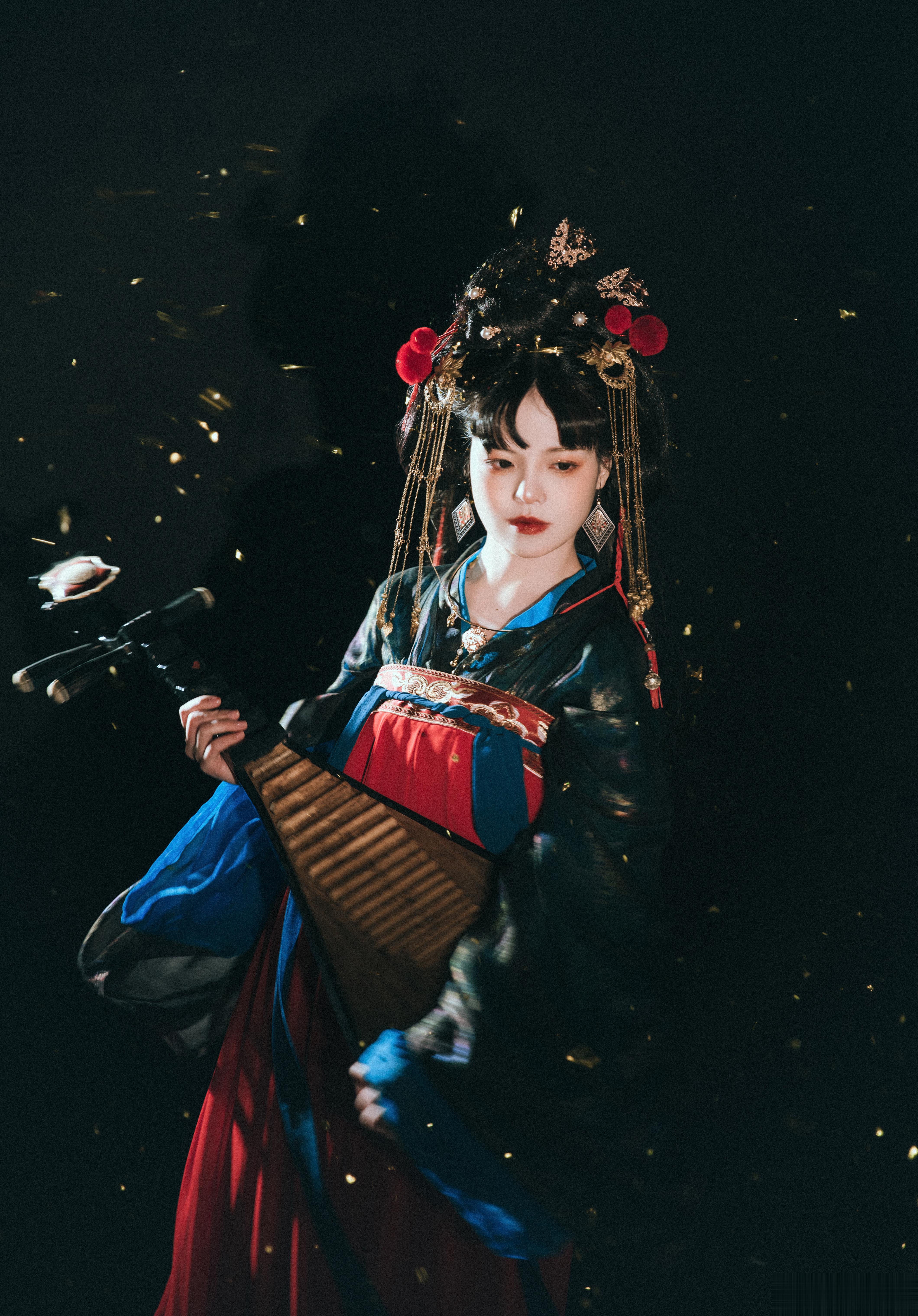 #界音.客片# 乱花渐欲迷人眼 ​​​