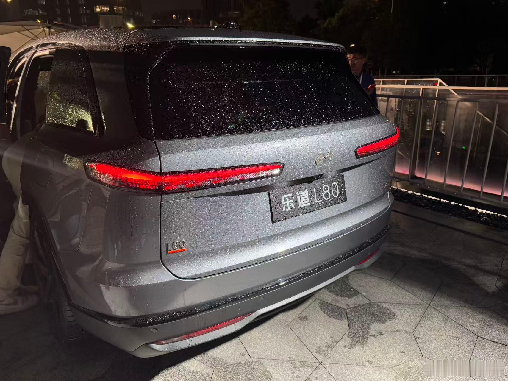 没有意外的话乐道L80依旧会卖的很火我为这个结论负责！这车这样的产品力，不应该叫