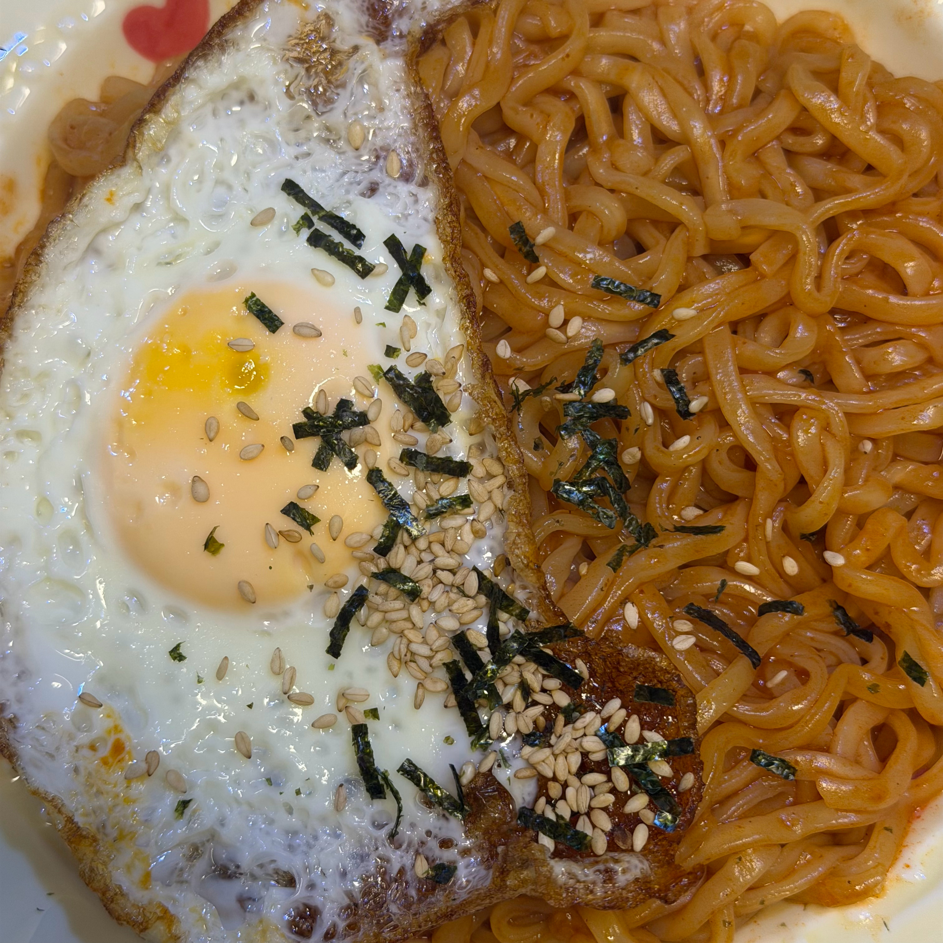 可素我真的觉得我煮的火鸡面炒鸡好吃呀！如果可以的话我想让你们都尝尝呢