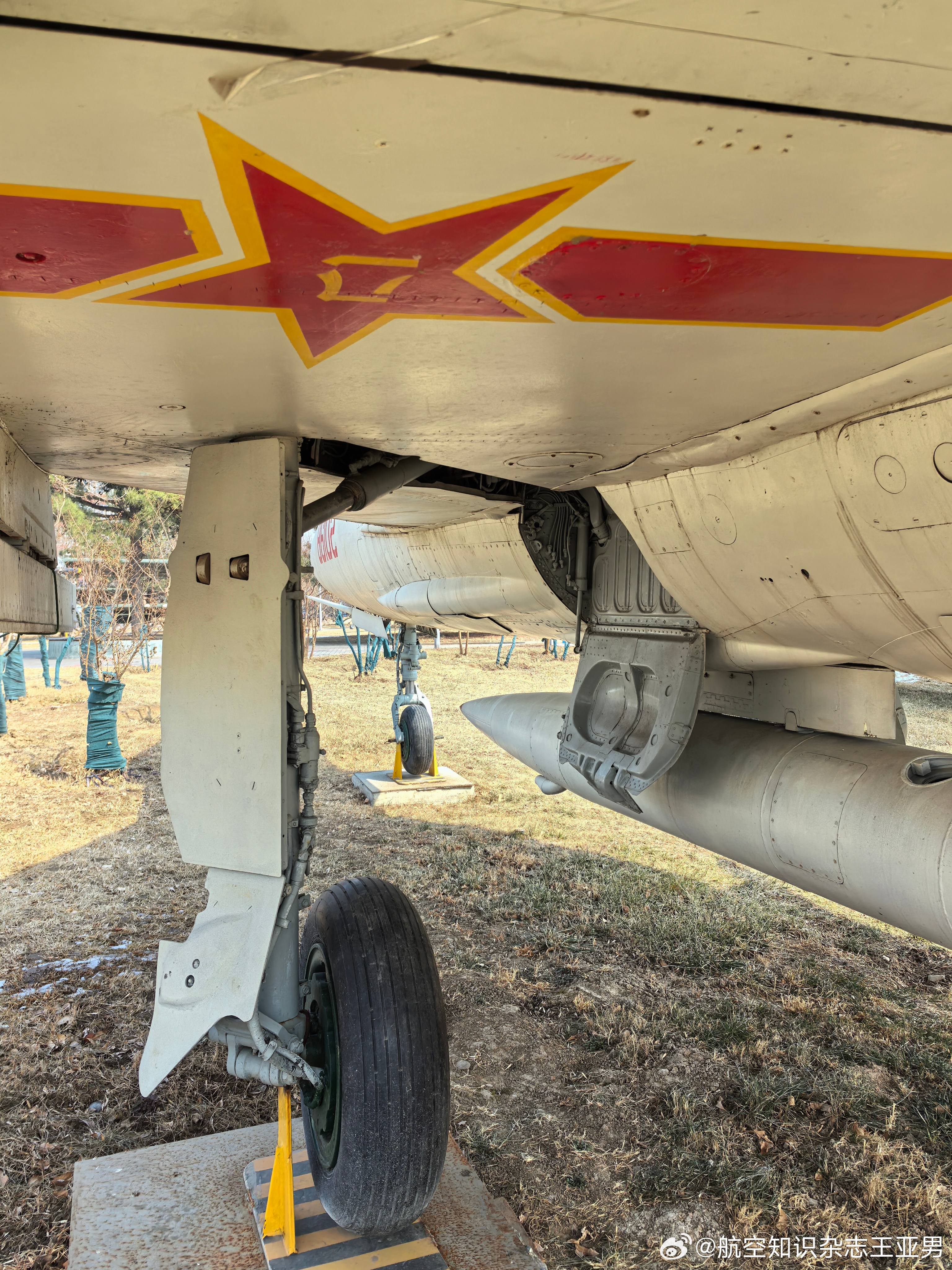 3月19号，人大附中西山学校专题报告《勇敢传说:中国战机的崛起》。这是第二次改版