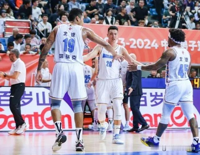 北京男篮四连败的真正原因找到了。

随着北京男篮84：96不敌辽宁男篮遭遇四连败