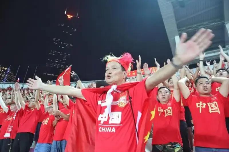 世界杯预选赛：（重庆本土新球迷协会还有少量门票）
开赛时间：2025年6月10日