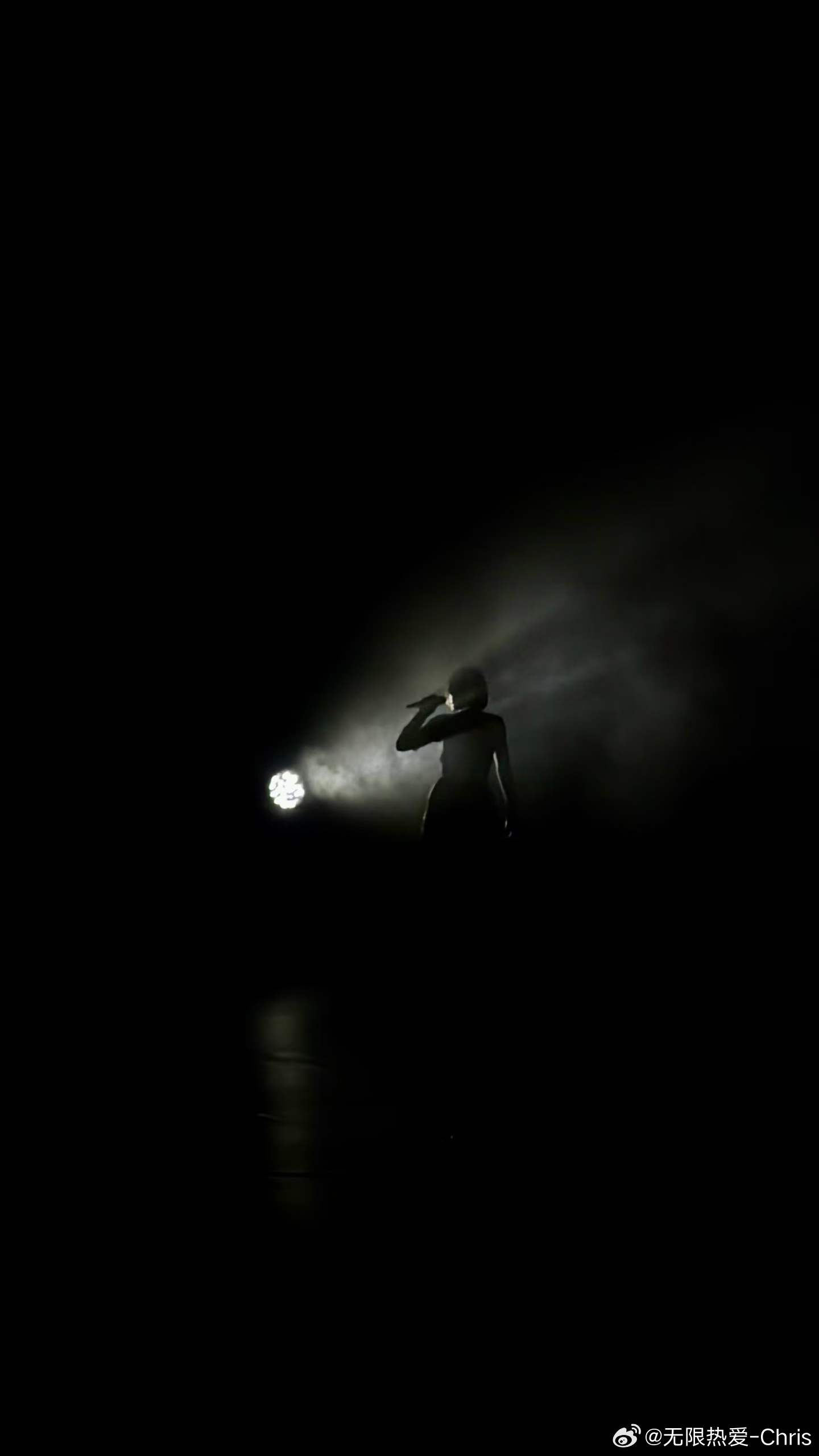 解锁人生新成就：和 Jessie J 一起比个小心心❤️明星结石姐jessiej