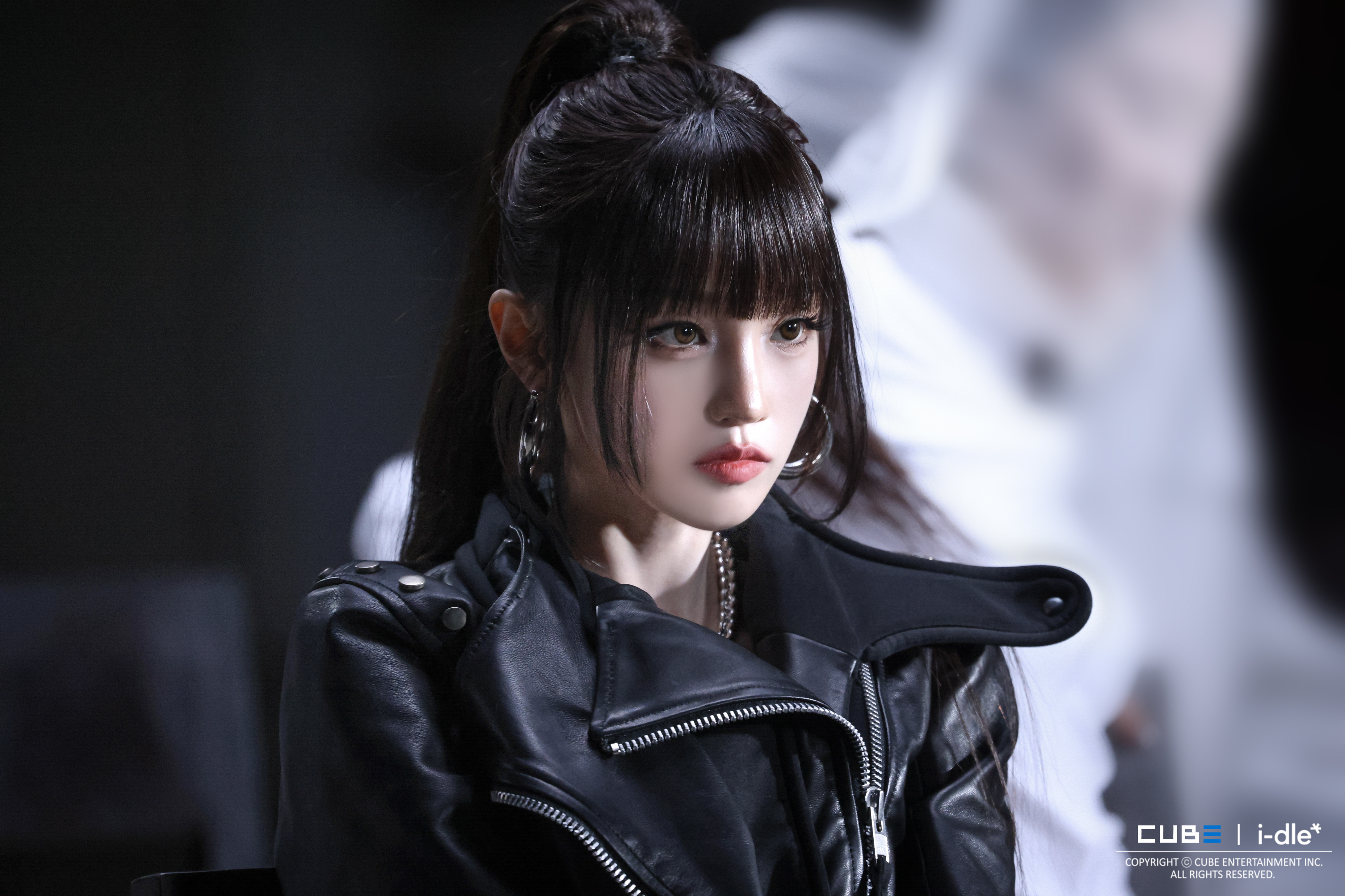 宋雨琦 260618 'Crow' MV Behind如此英气的高马尾😎 