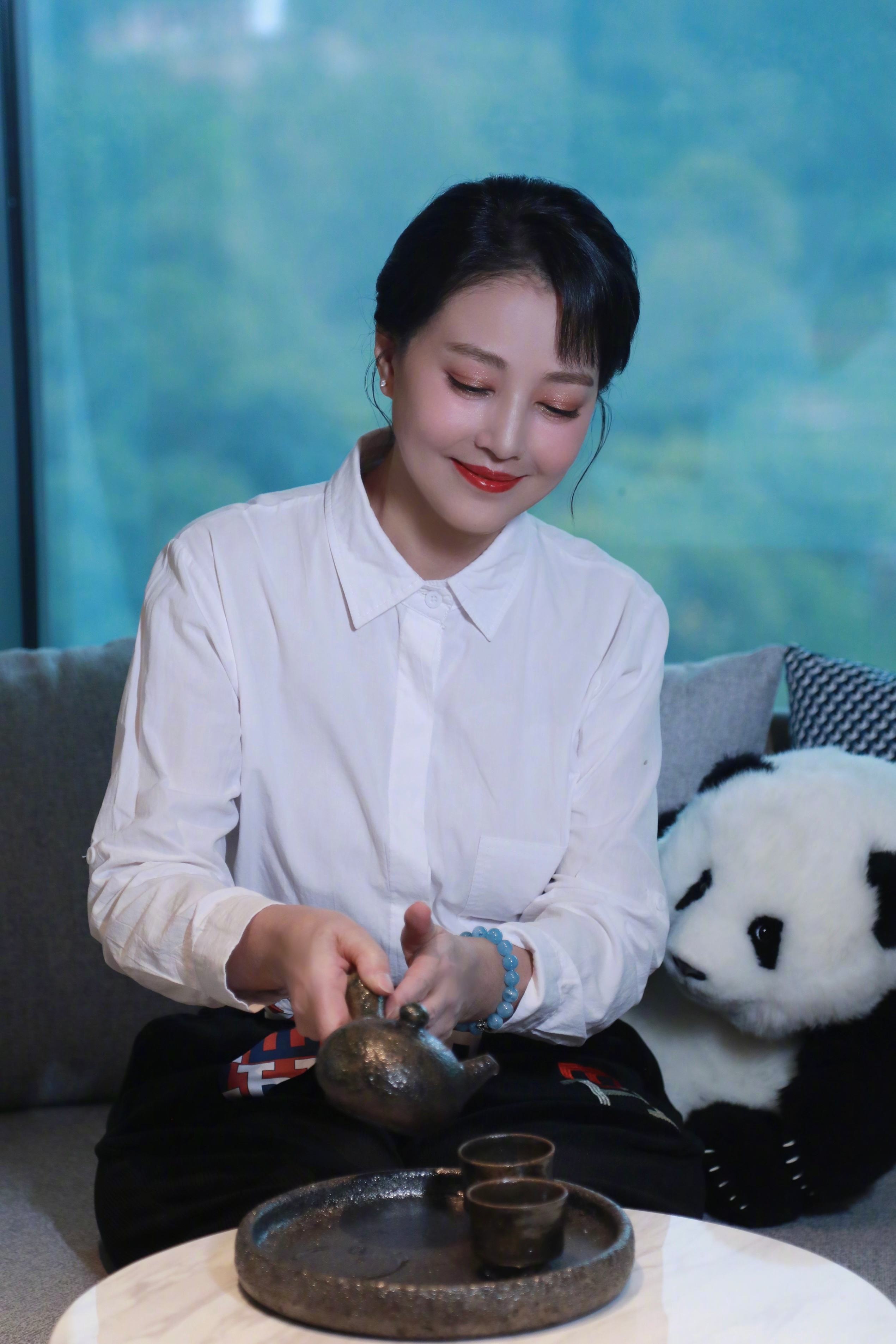 周海媚最美的样子，不止是周演员、周小厨、周段子手等等观众津津乐道的样子……更赞赏