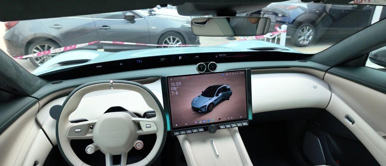 买车前必看！小米YU7有啥缺点？小米YU7已经上市了，三款车型售价分别是：835