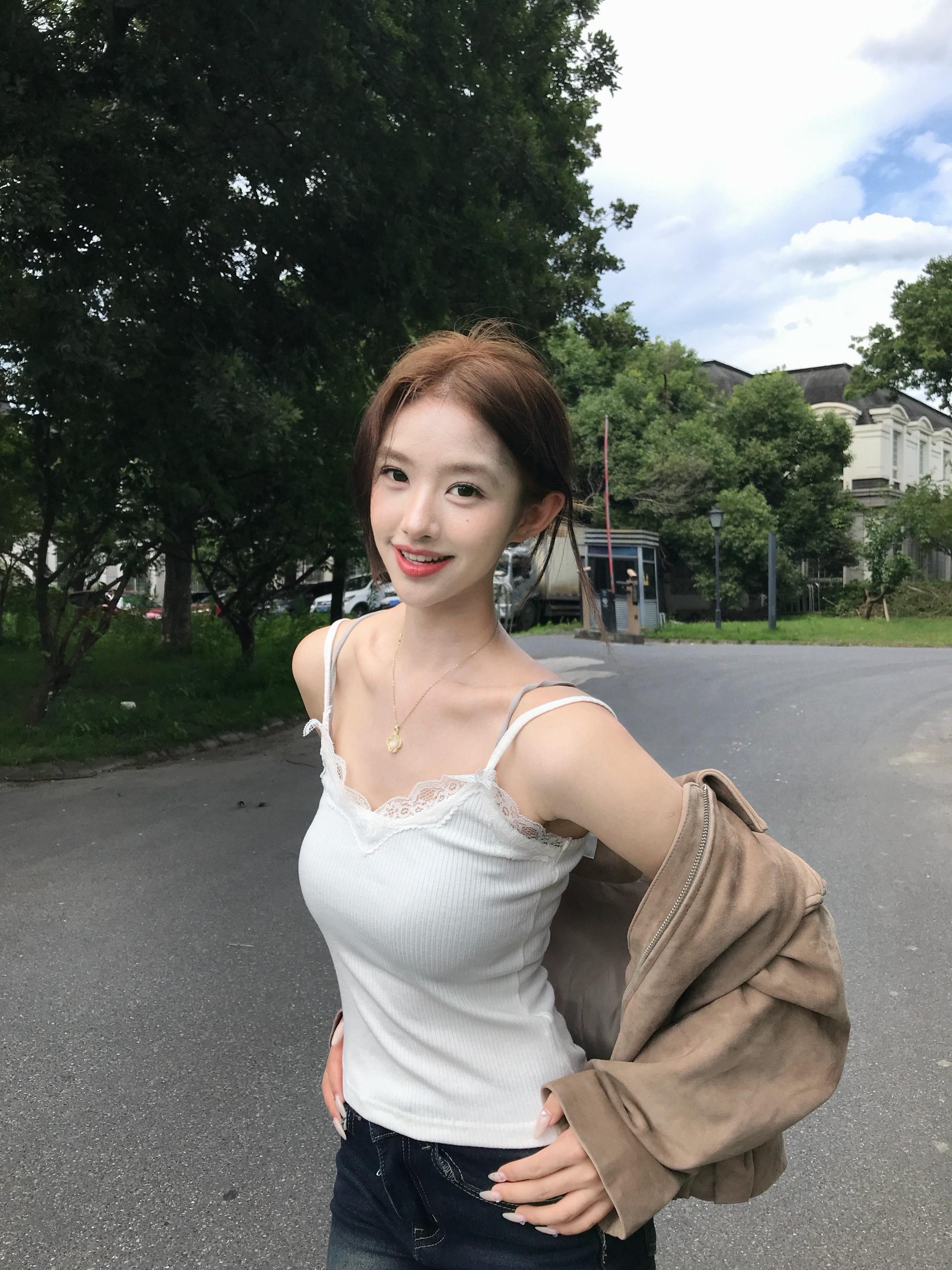 朋友劝我可别傻 她的笑真的好甜