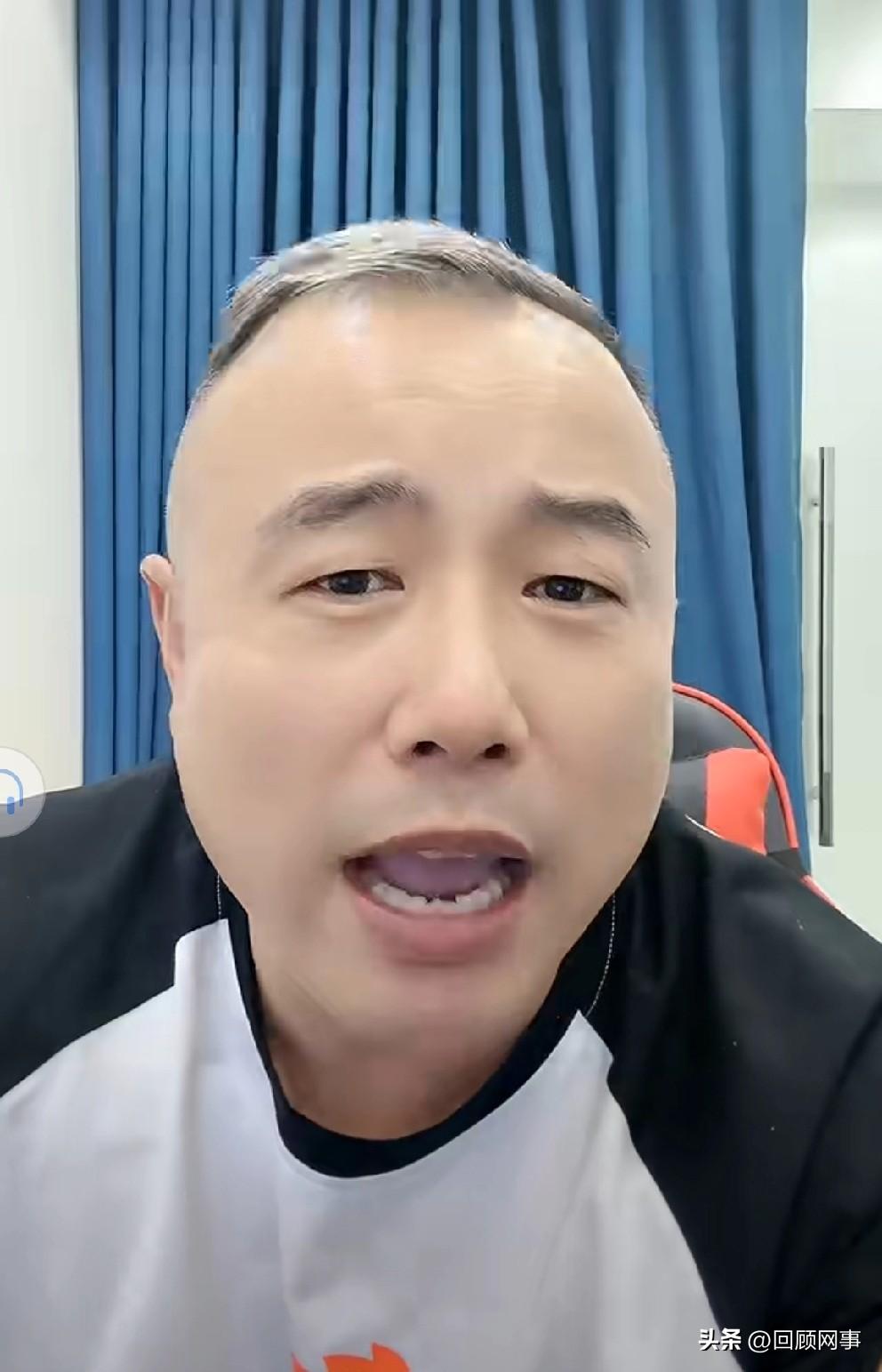 中线二刚开皮齐三磊怒怼！

            昨天报道，齐三磊在中线二刚“