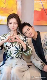 温太医的国风盛典惊喜！替眉姐姐批发漂亮衣服，甄嬛传级仪态预定，12.7 狠狠蹲住