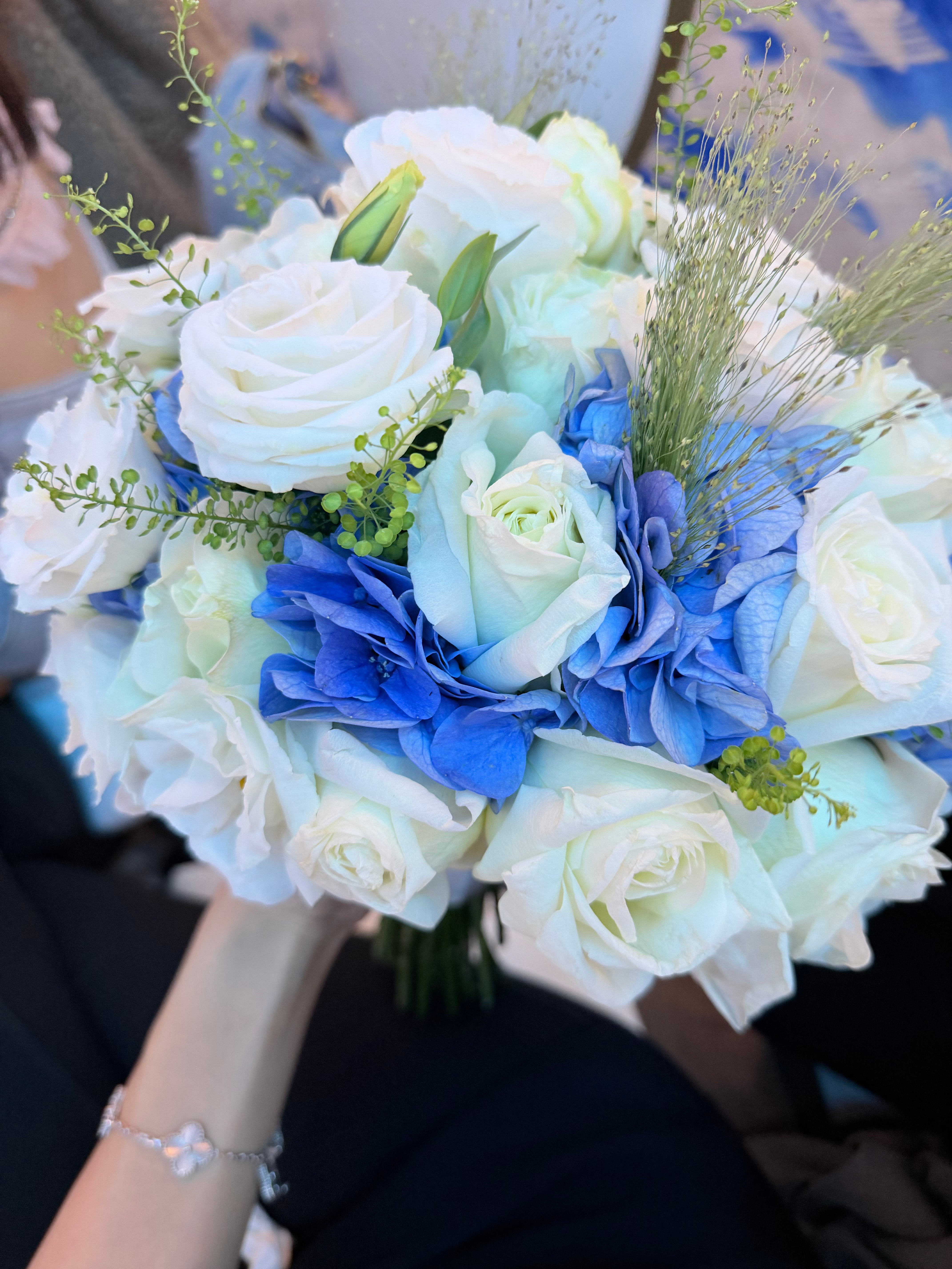 花是被点名给予的偏爱这次是幸福的见证者 下次当幸福的传递者 ​​​