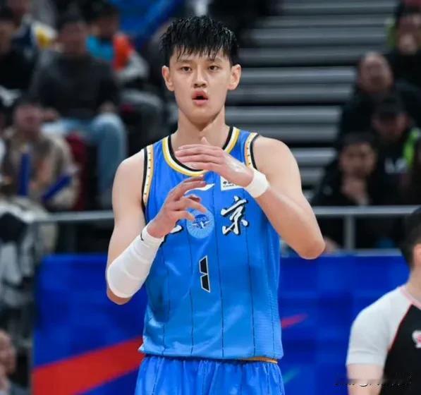 太强了吧！北京96-82大胜四川，看看数据谁是赢球关键！
田宇翔：5中4，拿下1