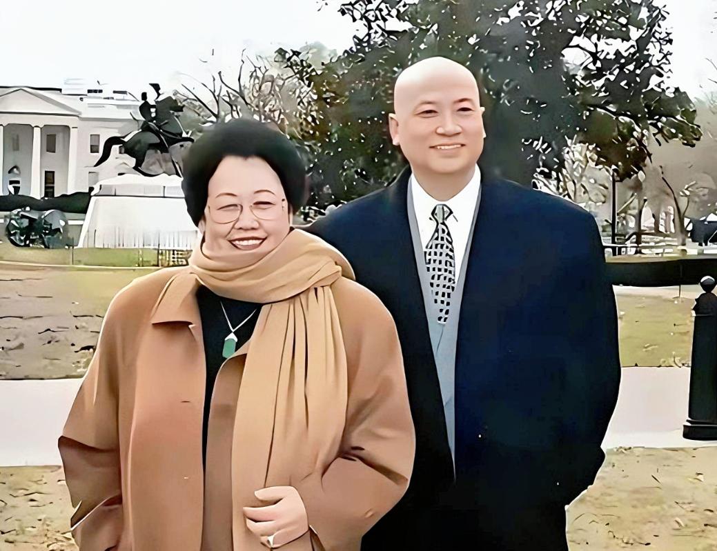 那个和现实中的“唐僧”当了36年夫妻的女人走了，她曾遭到无数女人的羡慕。据悉，陈