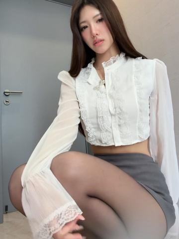 女人如何穿出含蓄的性感?